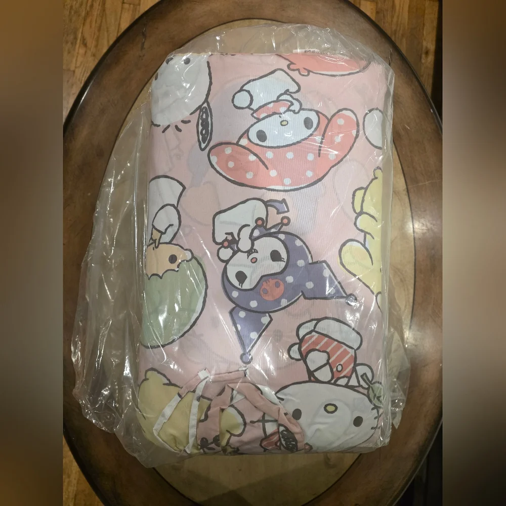 Hello Kitty & Friends Twin Comforter